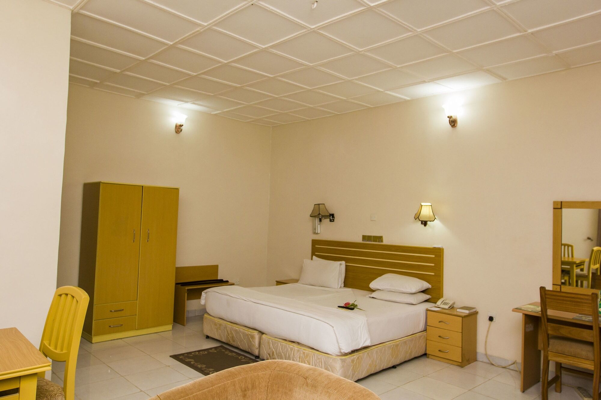 Eemjm Hotels And Suites Limited Uyo Eksteriør billede