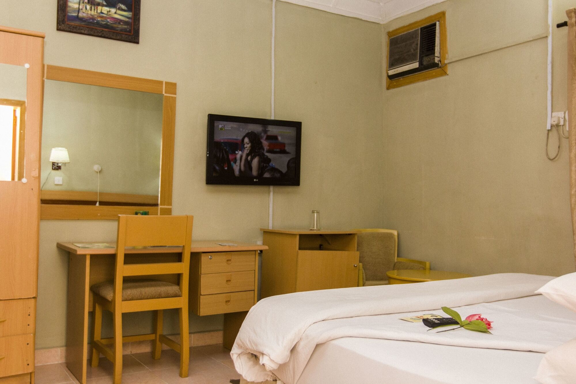 Eemjm Hotels And Suites Limited Uyo Eksteriør billede